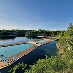 Bunscha Park *